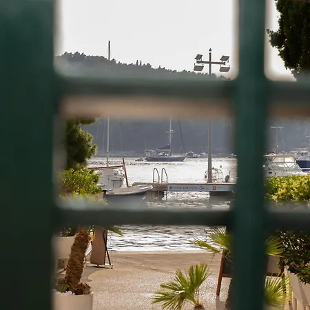 Jeli * Cavtat