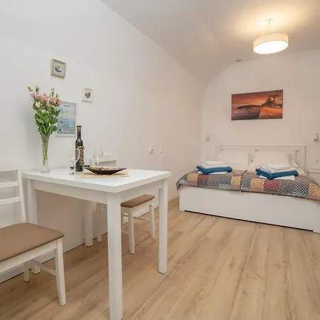 Apartment Jeli
